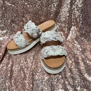 A New Day Women's Sage Braided sandals